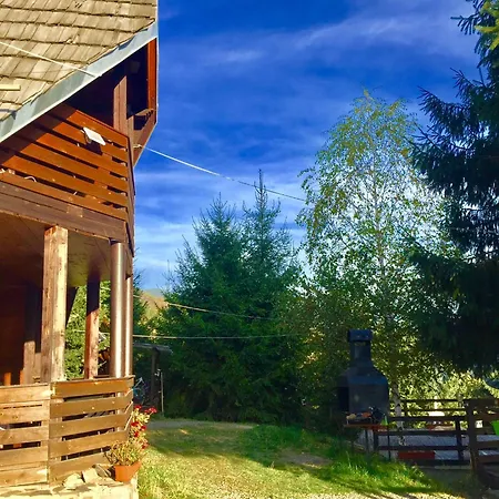 Casa Dintre Brazi * Colibiţa