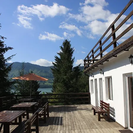 Casa Dintre Brazi